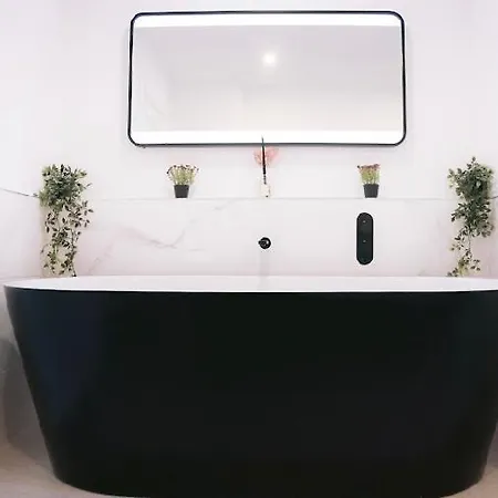 Teach Susie Accessible With Assistive Equipment * ポートヌー